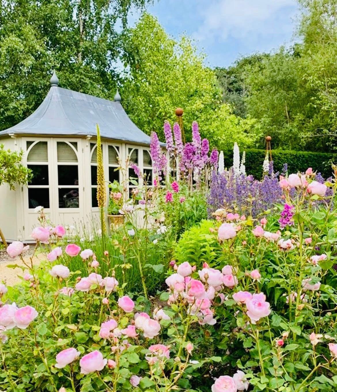 Bradley Gardens seasonal view